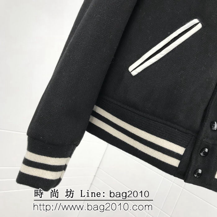 YSL聖羅蘭 升級版棒球服外套 經典回顧 高版本 羊毛呢面料 真皮肩膀拼接 織帶蠟黃對版 情侶款 ydi2582